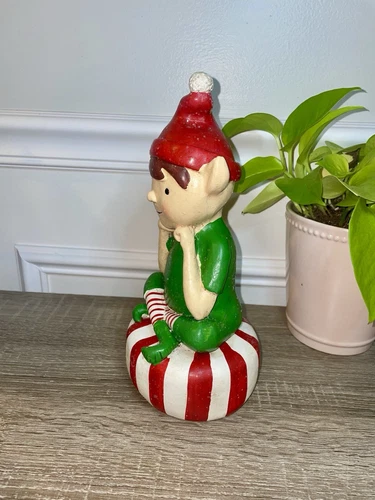 Cracker Barrel Sitting Elf Holiday Christmas 10" Statue - photo 5
