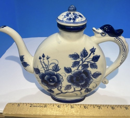 Vintage Chinese Te Pot (#1) - photo 2