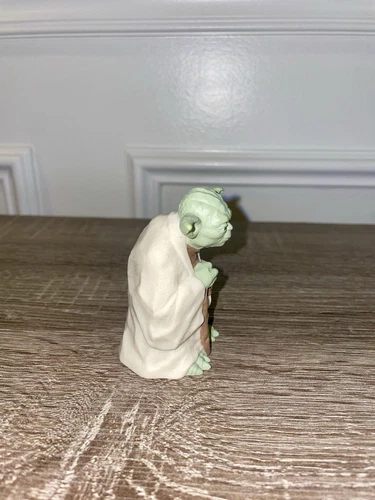 Vintage 1996 Applause Star Wars Yoda Figure (3") - photo 2