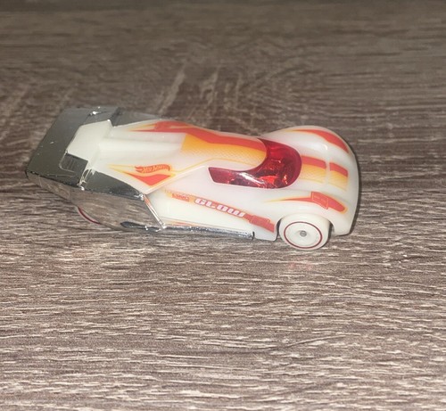 Hot Wheels 1:64 Mars Perseverance Rover Diecast Vehicle (#6) - photo 2