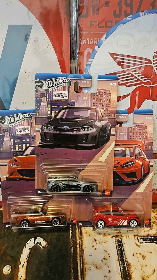 Hot Wheels Silver Series Compact Kings Set of 3 - photo 2
