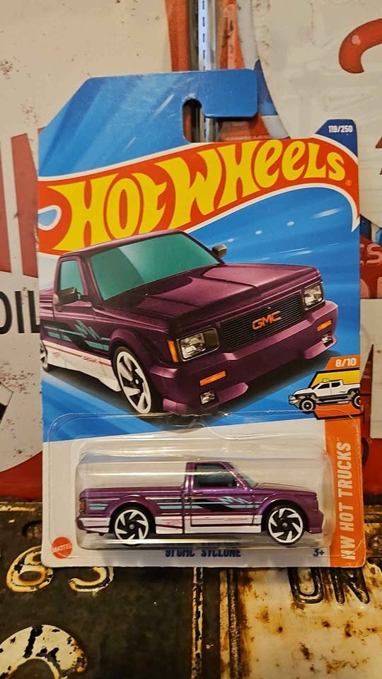 Hot Wheels Chevy Blazer Lot - photo 2