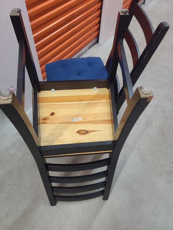 🇨🇦  IKEA Dining Table and 6 Chairs Set - photo 5