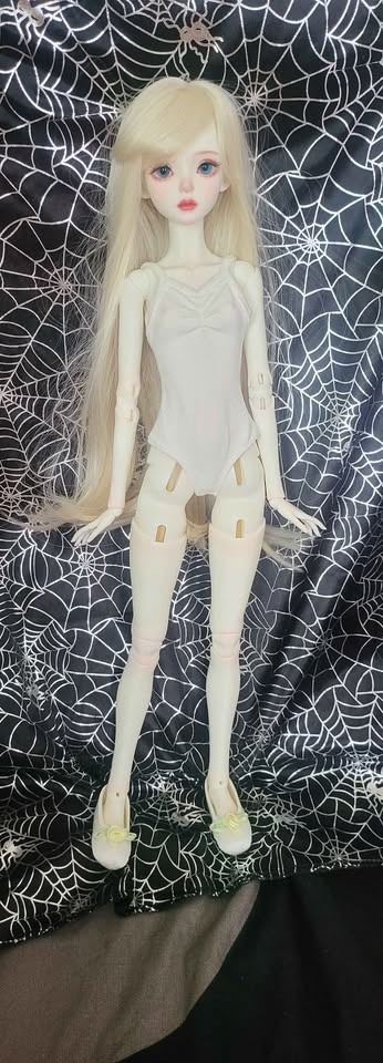 Celia 1/4 BJD Doll - Glam Face Up, Box, COA - photo 4