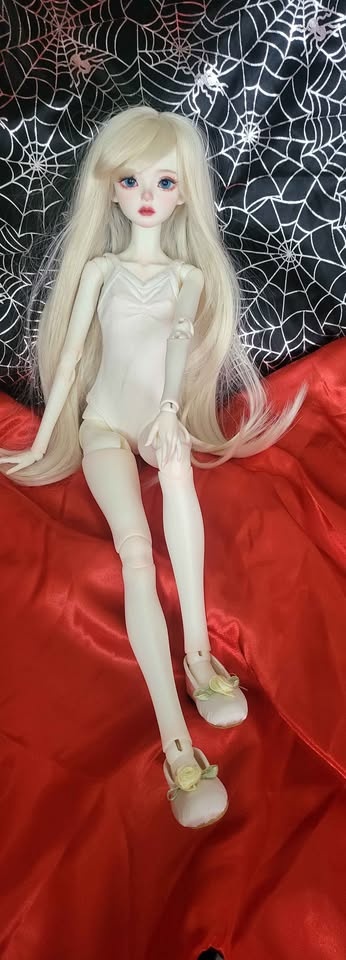 Celia 1/4 BJD Doll - Glam Face Up, Box, COA - photo 5