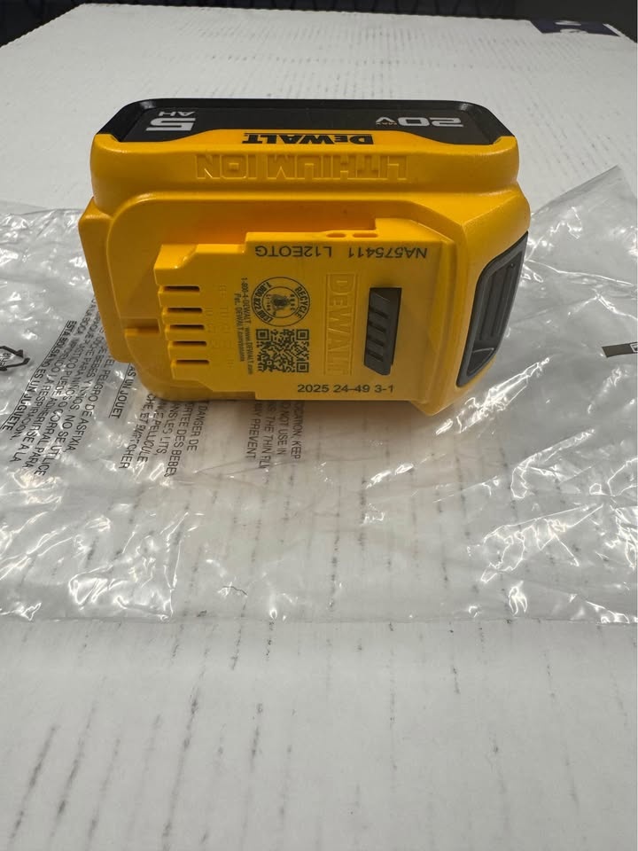 DEWALT 20V MAX Premium Lithium-Ion 5.0Ah Battery Pack - photo 3