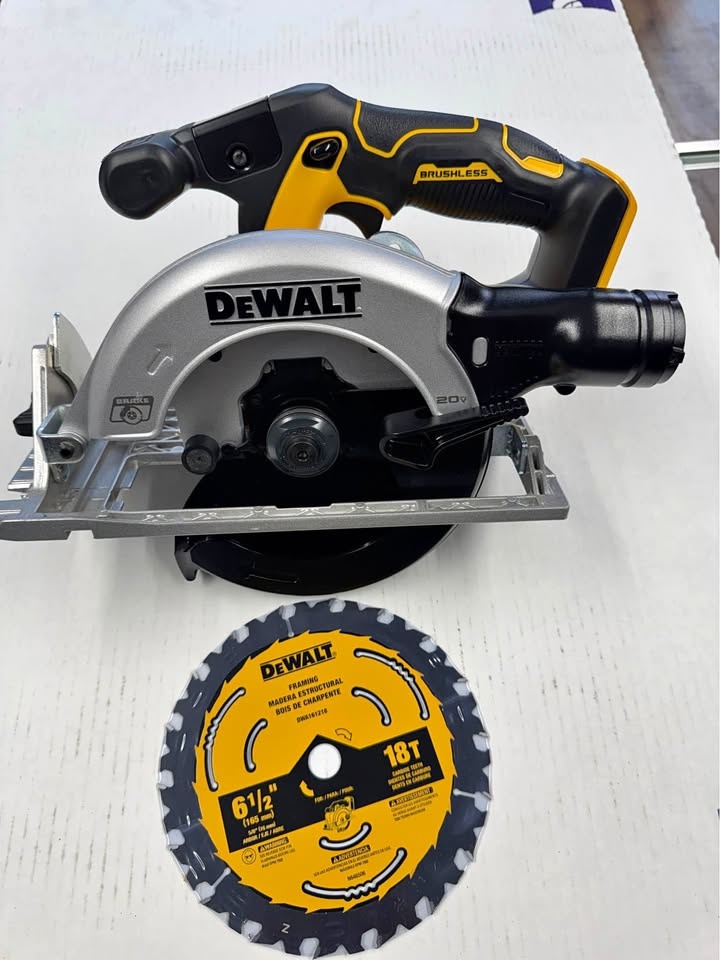 20V MAX Cordless Brushless 6-1/2 in. Circular Saw (Tool Only)