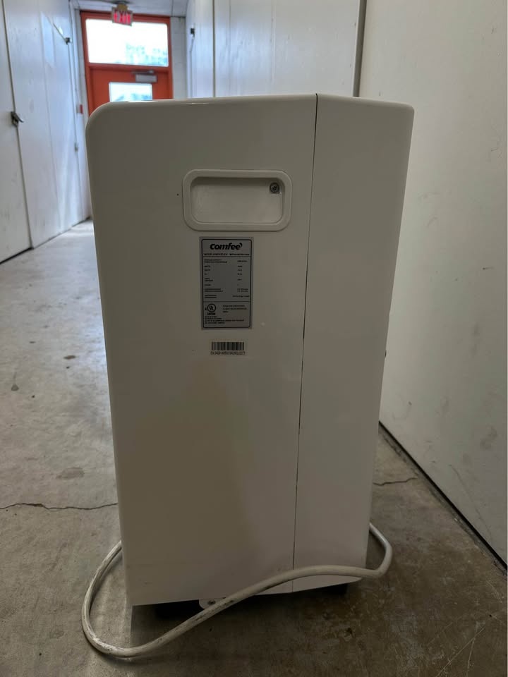 Arctic King Window Air Conditioner – Works Great - photo 2