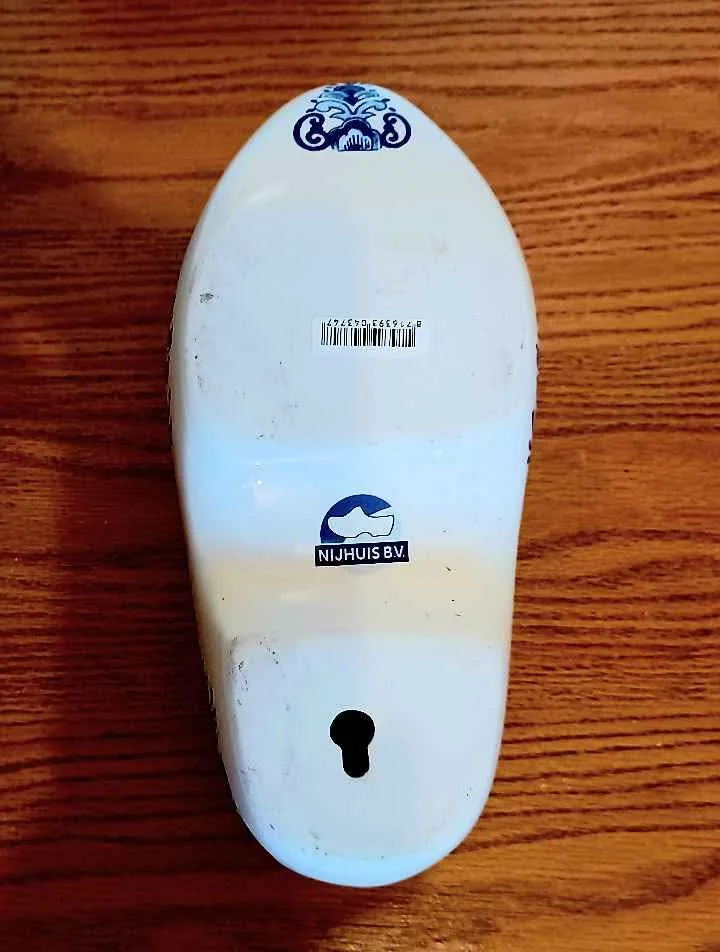 Large Hand Painted Porcelain Delft Clog image indicator(5)