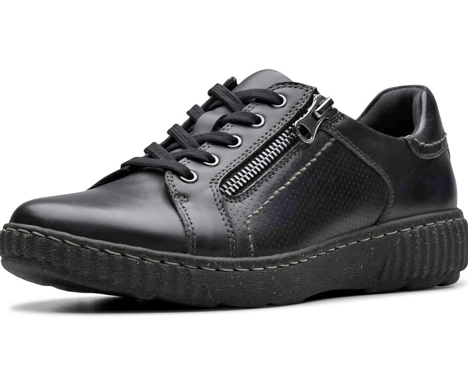 Clarks Womens Caroline Janna Sneaker US 6.5W
