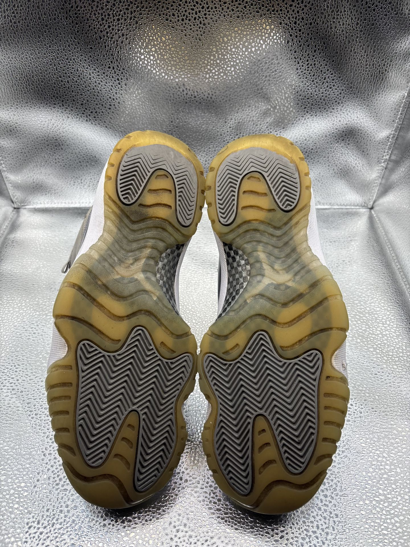 Air Jordan 11 Cool Grey - photo 3