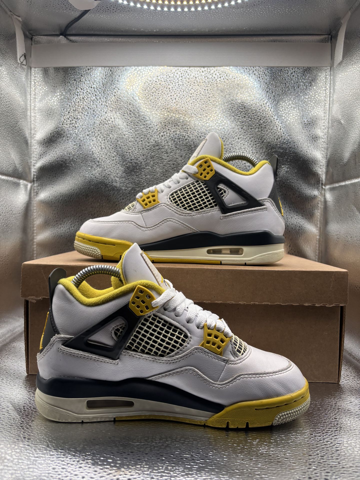 Air Jordan 4 Yellow Orche - photo 5