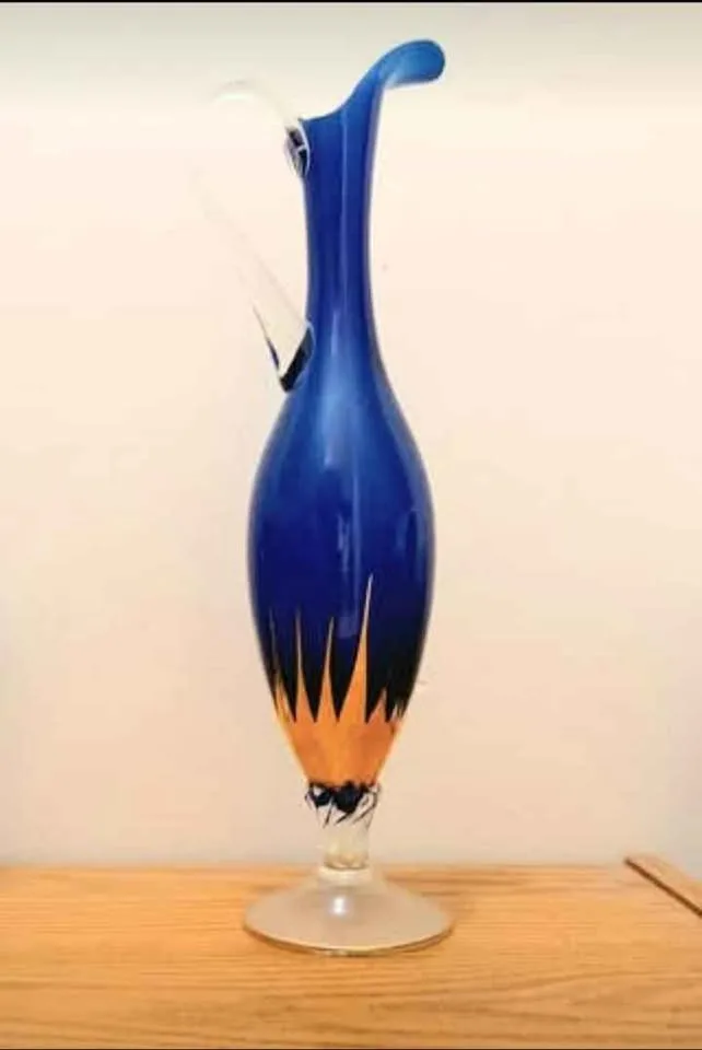 MCM Italian Murano Sommerso Tall Vase image indicator(2)