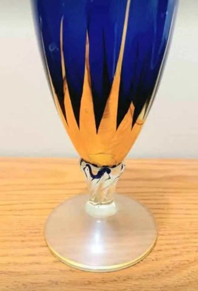 MCM Italian Murano Sommerso Tall Vase image indicator(6)
