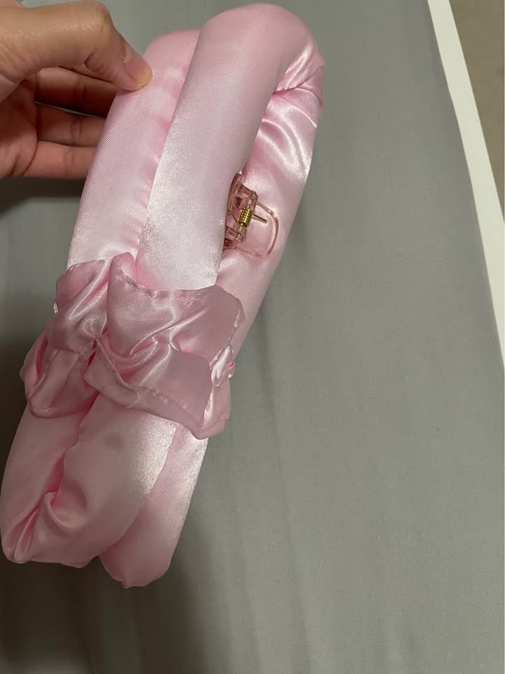Heatless Hair Curler - photo 2