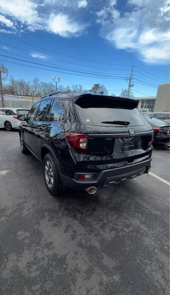 2023 Honda Passport TrailSport SUV 4D - photo 3