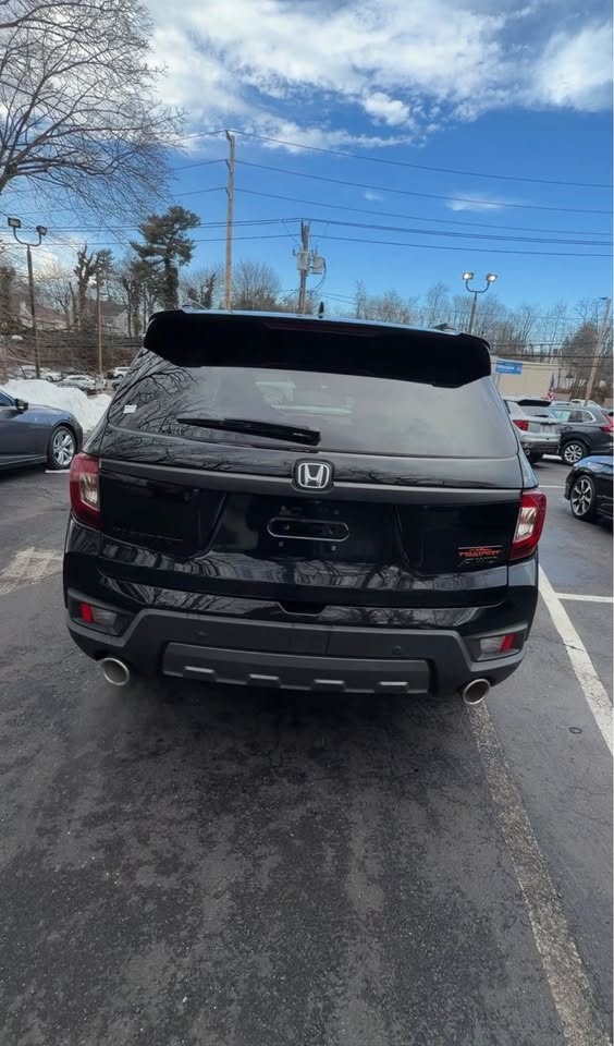 2023 Honda Passport TrailSport SUV 4D - photo 4