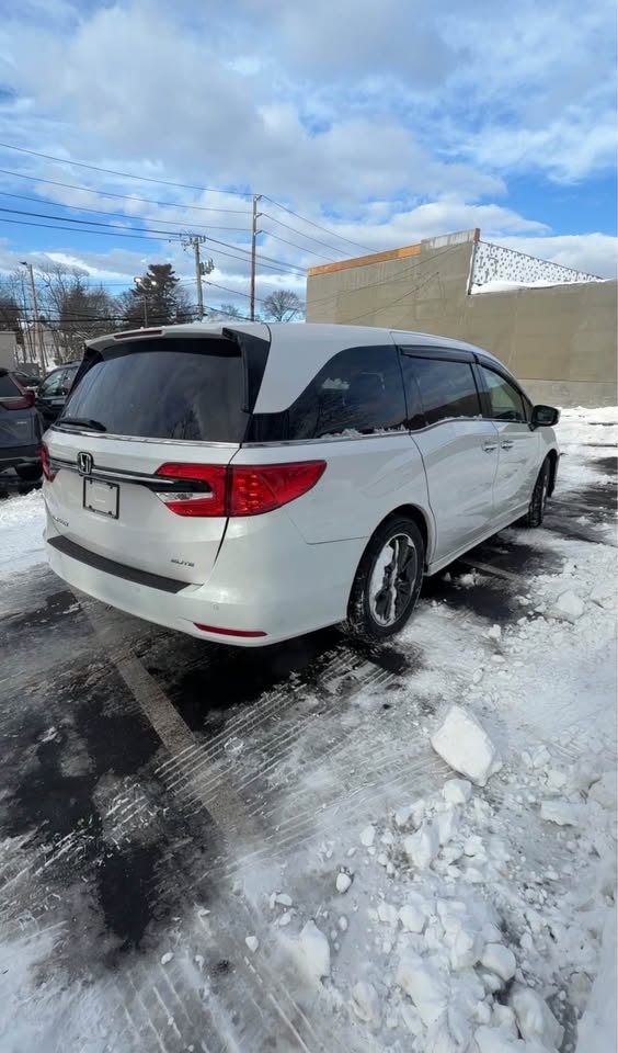 2023 Honda Odyssey Elite Minivan 4D - photo 5