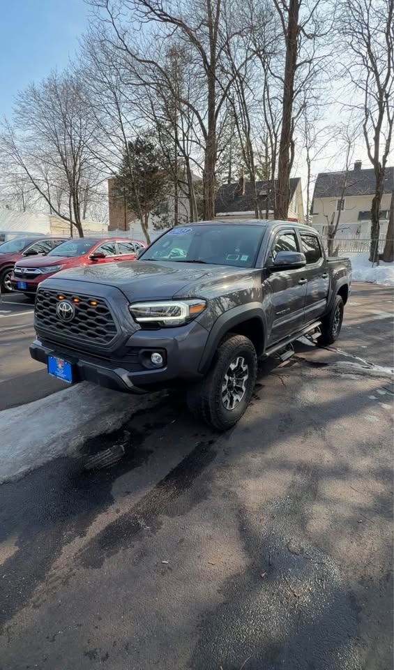 2023 Toyota Tacoma TRD Off-Road Pickup 4D - photo 2