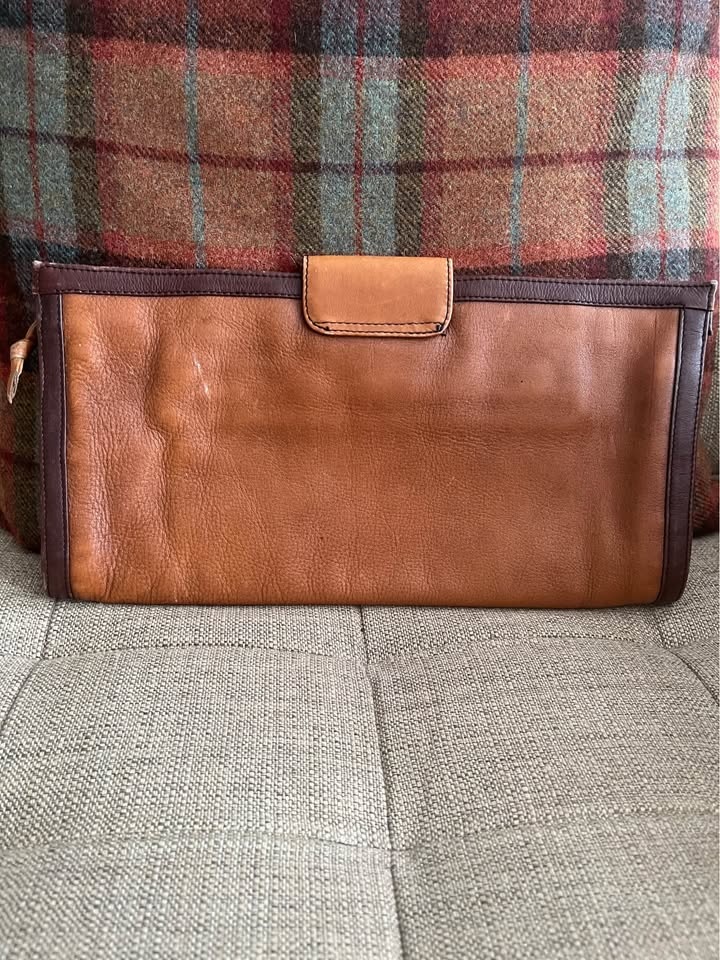 Vintage Leather Clutch with Brass Hardware - photo 2