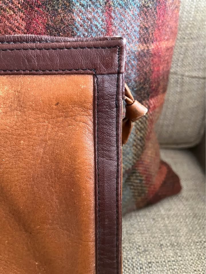 Vintage Leather Clutch with Brass Hardware - photo 4
