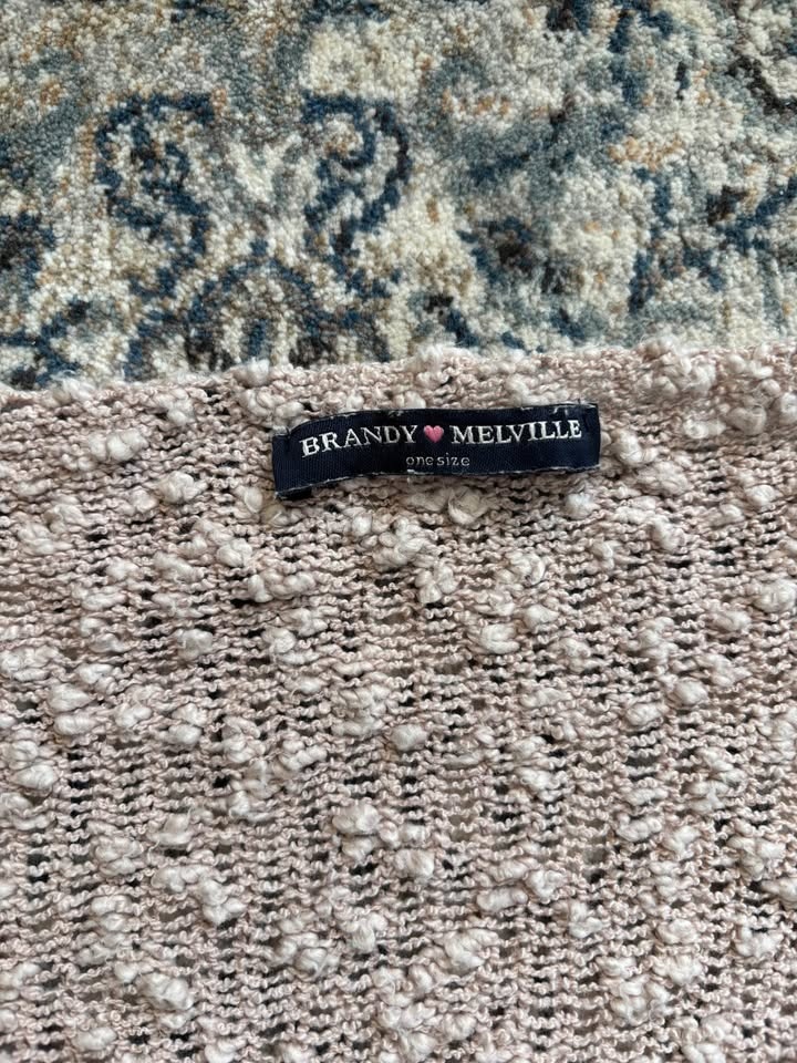 Brandy Melville Long Sleeve - photo 2