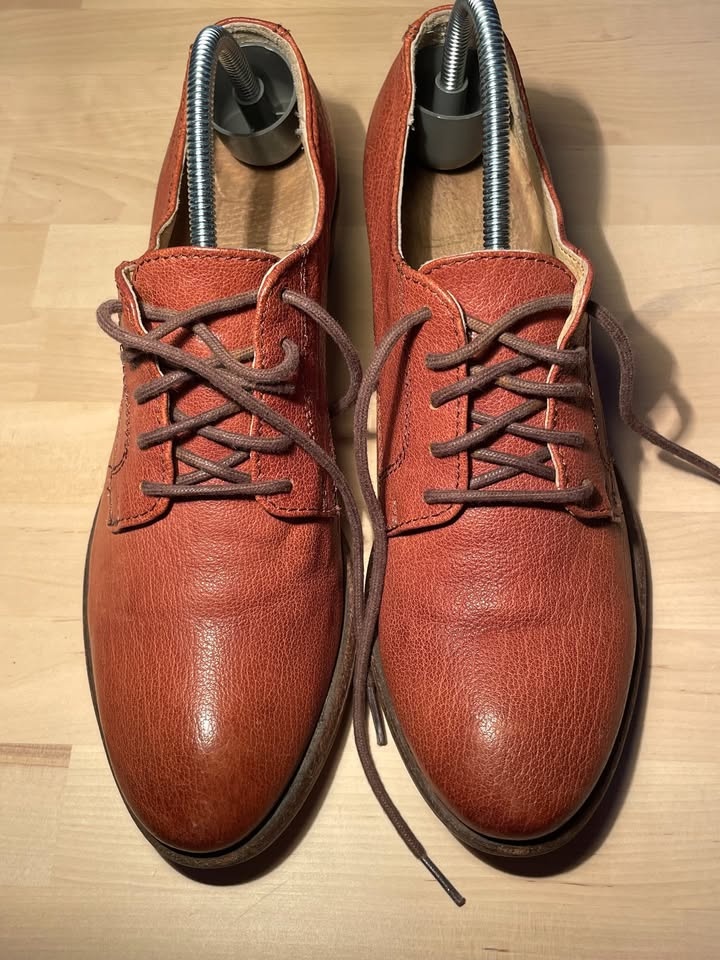 Womens FRYE brown leather boots, size US 7.5 - photo 2