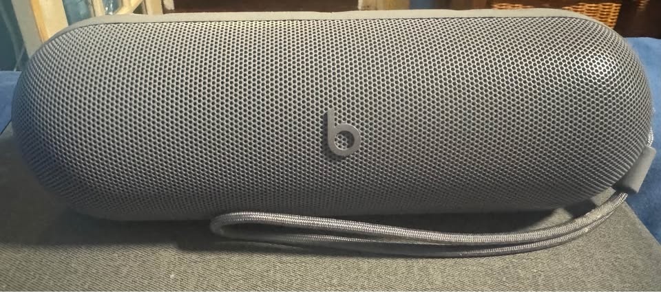 Apple Beats Pill A3211 - photo 2