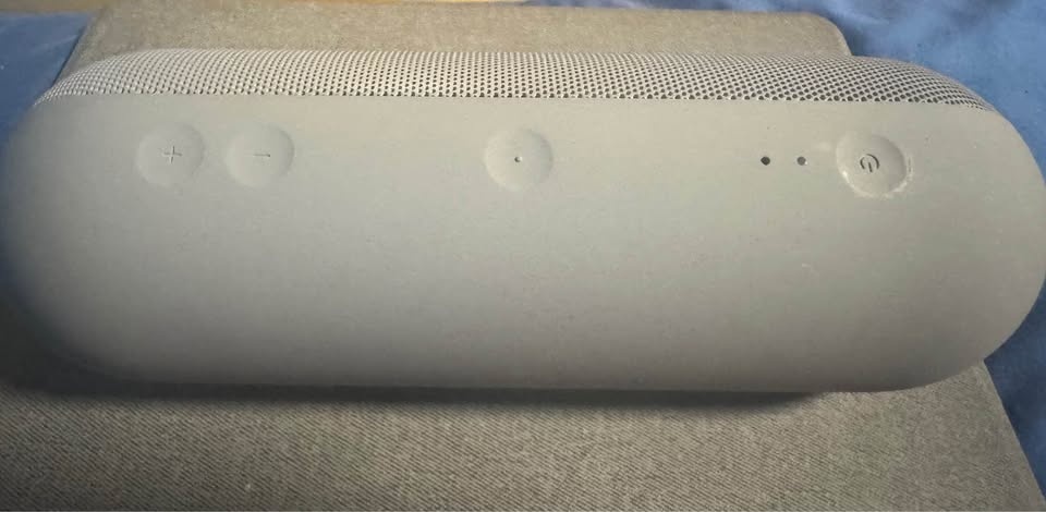 Apple Beats Pill A3211 - photo 3