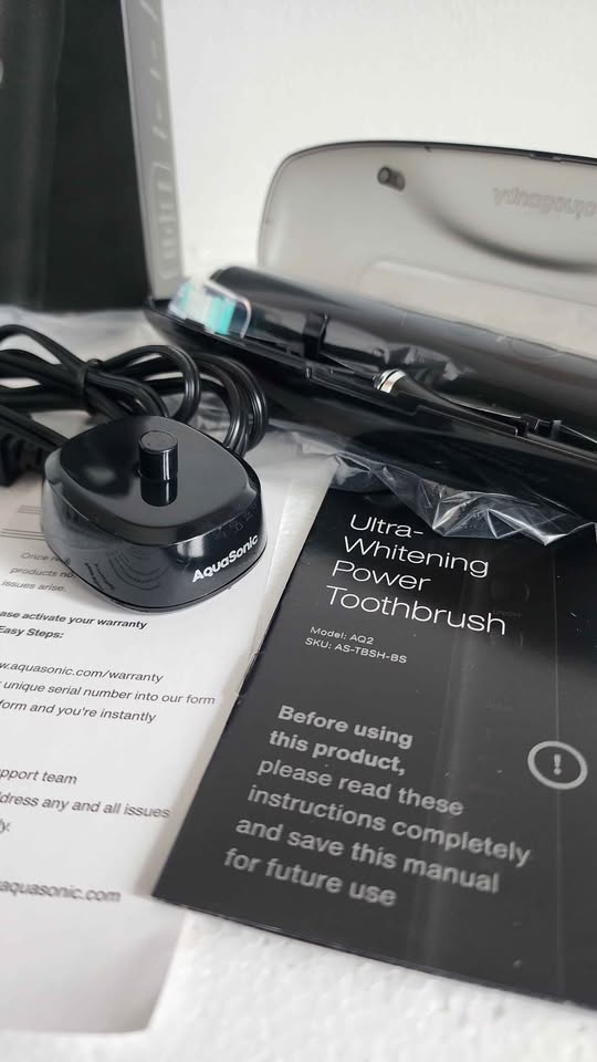 AquaSonic Black Series Ultra-Whitening Toothbrush - photo 4