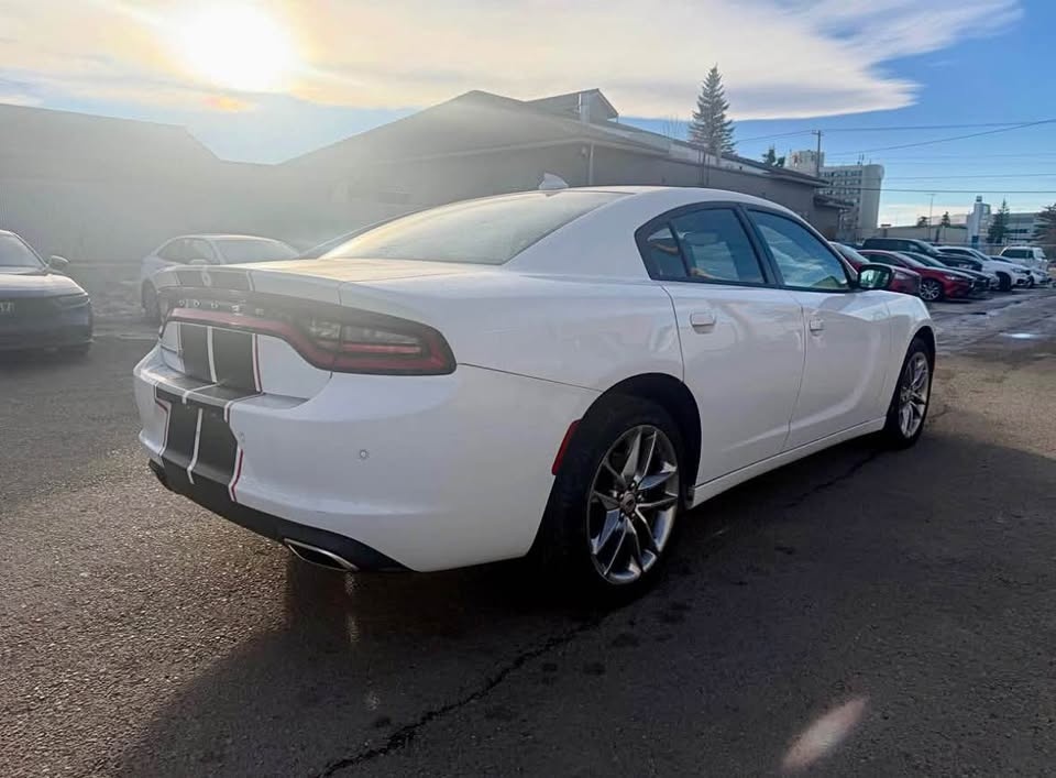 2023 Dodge Charger SXT Plus - photo 4