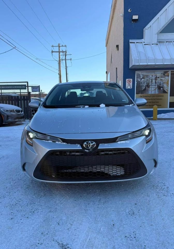 2021 Toyota Corolla LE - photo 3
