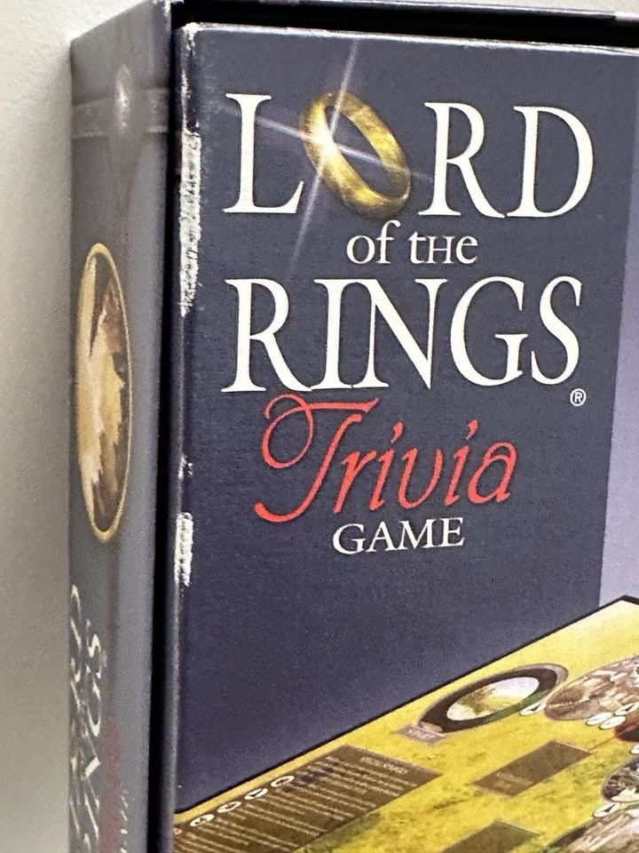 Lord of the Rings Trivia Card Game J.R.R. Tolkien 2003 - photo 3