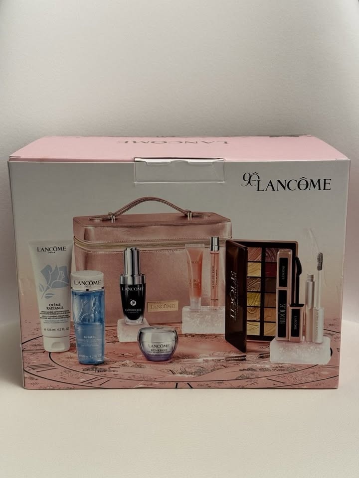 LANCOME Holiday 2025 Beauty Box Collection Complete Set Blockbus - photo 2
