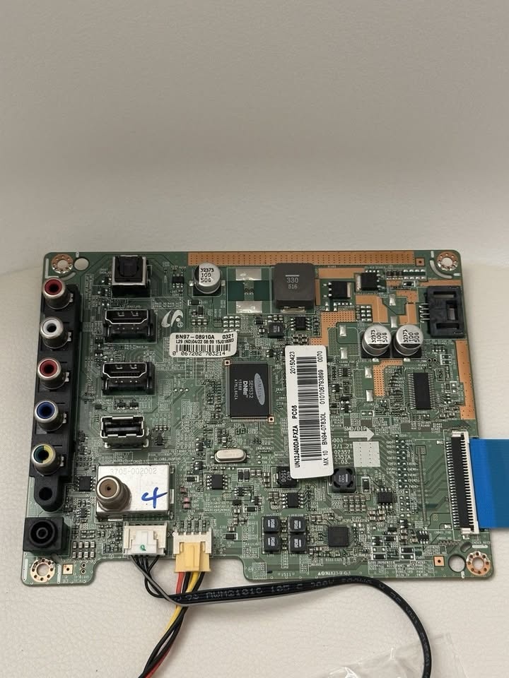 Samsung UN32J400DAF TV Parts Bundle - Main Board, Power Button & - photo 2
