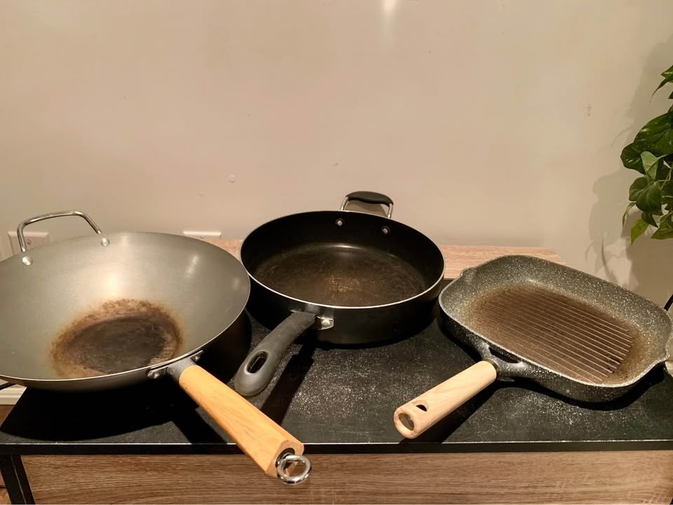 Assorted Cookware: Large-Medium Pans, Wok, Grill Pan - photo 2