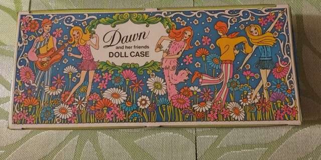 Original Topper Dawn Doll Case