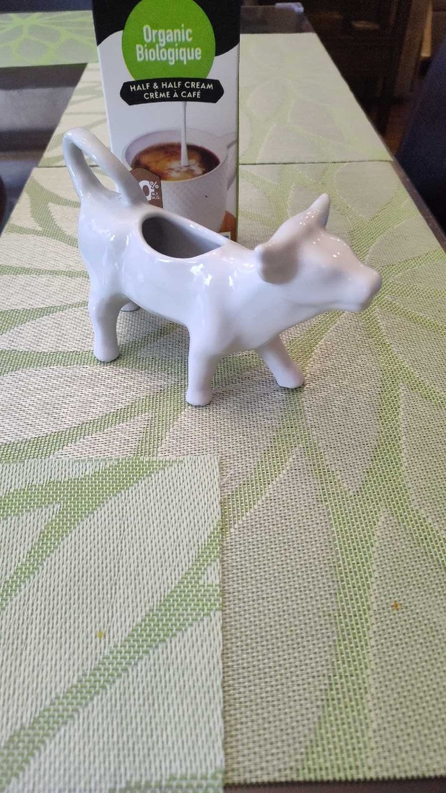 Cow Creamer - or milk pitcher 7 inches long - photo 2