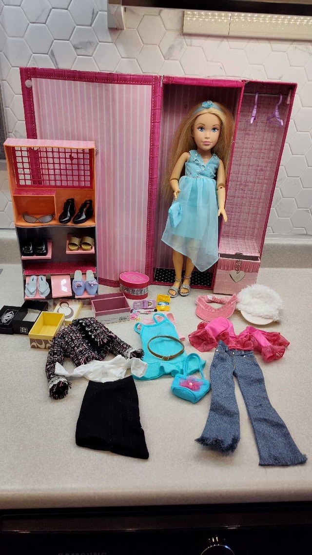 Teen Trends Gabby Fashion Clothes Closet 17" - photo 4