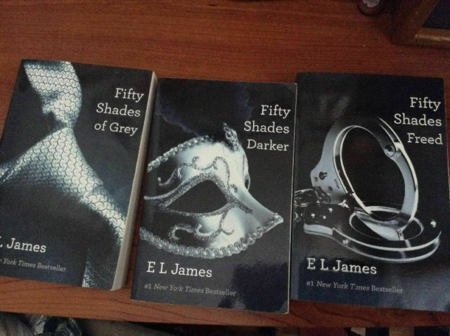 Fifty Shades of Grey Book Set (3 Books) - photo 3
