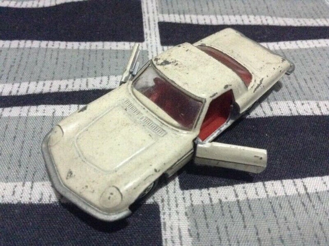 Super Rare Vintage Tomica diecast Cosmo Sport car