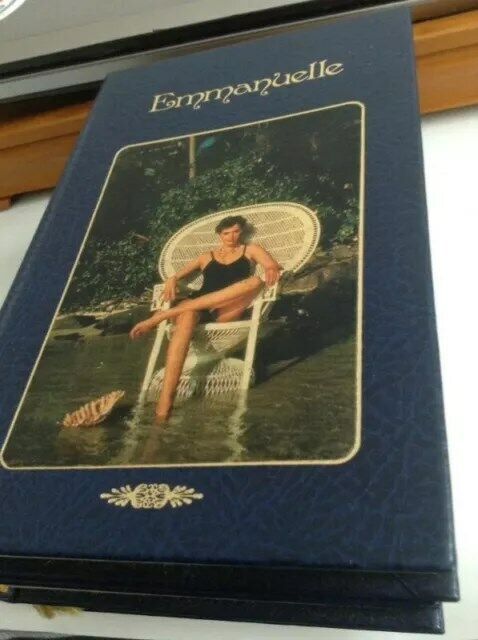 Hardcover: Emmanuelle by Emmanuelle Arsan (French Version)