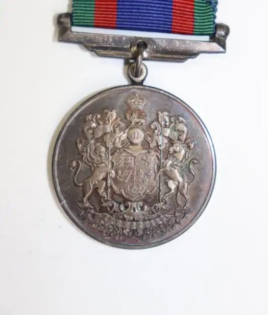Antique WW2 Canada Military Sterling Silver Medal #3 - photo 2