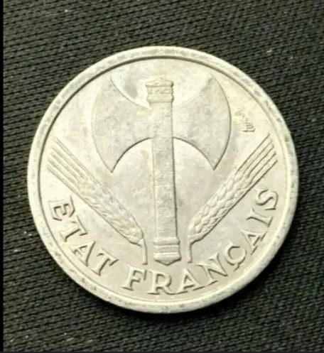 Antique WW2 Vichy France coin #1
