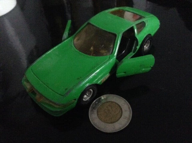 Vintage diecast Ferrari Daytona car - made in England