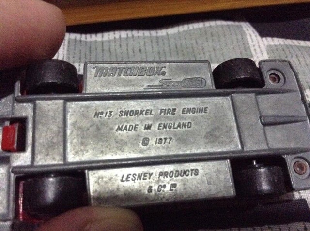 Vintage Lesney Matchbox Snorkel Fire Engine - Made in England - photo 2