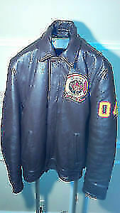 Queen's University (Queen's Commerce) genuine leather jacket - L - photo 3