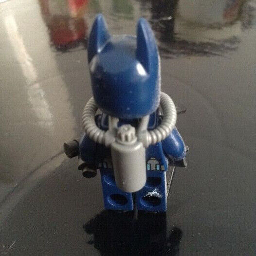 Rare LEGO DC Comics Batman Scuba Suit Minifigure - photo 2