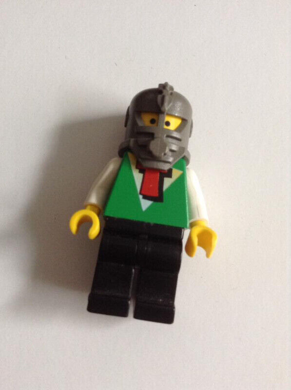 LEGO The Man in the Iron Mask mini figure