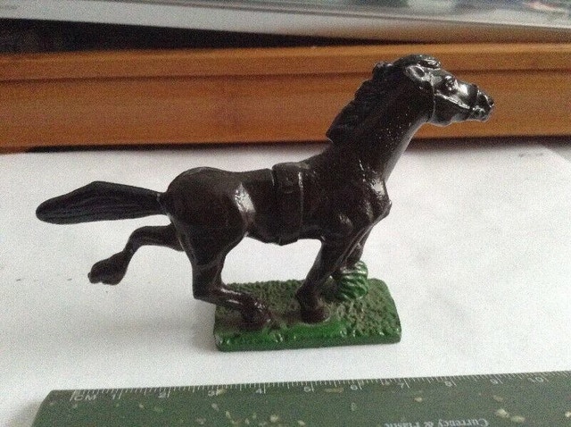 Rare antique English early diecast race horse - photo 2